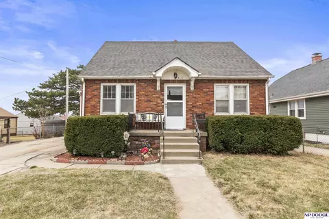 4372 S 41st Ave, Omaha, NE 68107