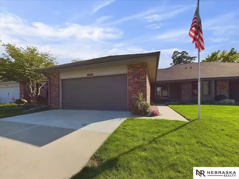 6919 Old Post Pl, Lincoln, NE 68506