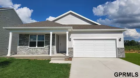 8416 S 176th Ave, Omaha, NE 68137