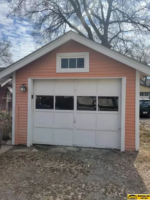 623 N 8th St, Beatrice, NE 68310 photo 7