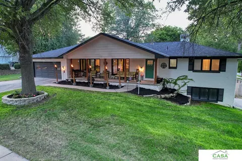 7230 N Hampton Rd, Lincoln, NE 68506