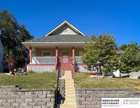 4212 Burdette St, Omaha, NE 68111