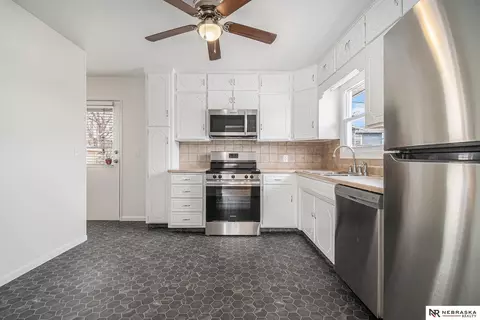 3632 Spring St, Omaha, NE 68105 photo 5