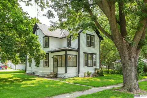 545 W Elm St, Arlington, NE 68002