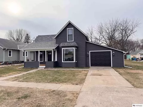 812 West St, Herman, NE 68029