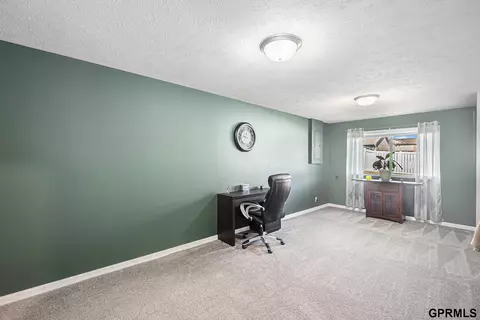 16604 Weber St, Bennington, NE 68007 photo 23