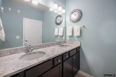16604 Weber St, Bennington, NE 68007 photo 11