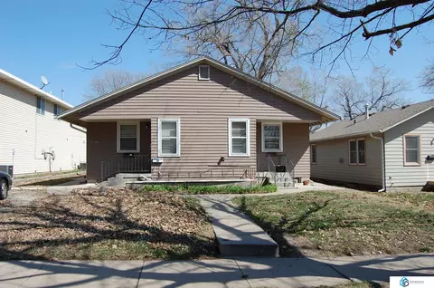1326 N 20th St, Lincoln, NE 68503