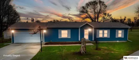 1130 SW 21 Ct, Lincoln, NE 68522
