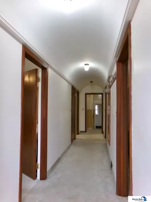 1211 Elk St, Beatrice, NE 68310 photo 4