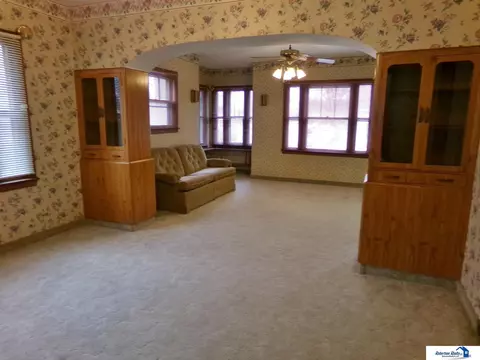 1211 Elk St, Beatrice, NE 68310 photo 11