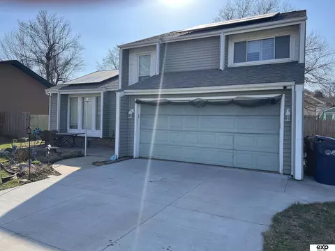 710 Kountze Memorial Dr, Bellevue, NE 68005