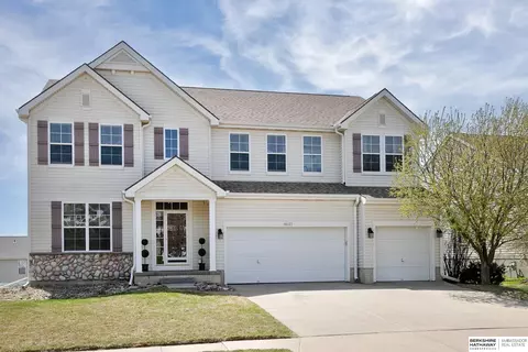 16137 Virginia St, Omaha, NE 68136