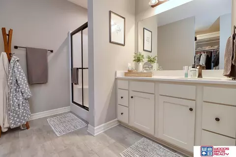 Bath - 3149 Greta Dr, Roca, NE 68430 photo 1 of 8
