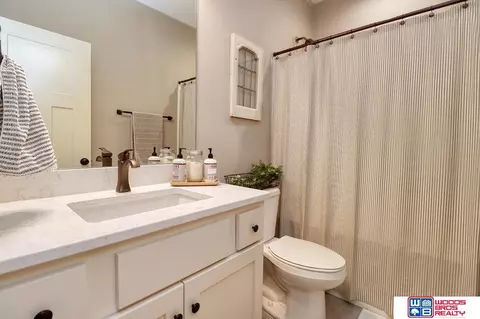 Bath - 3149 Greta Dr, Roca, NE 68430 photo 5 of 8