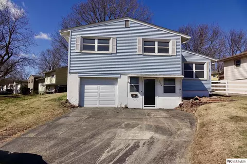 6606 Laurel Ave, Omaha, NE 68104