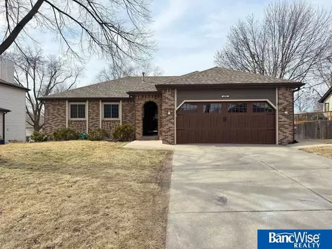 4931 S 73rd St, Lincoln, NE 68516
