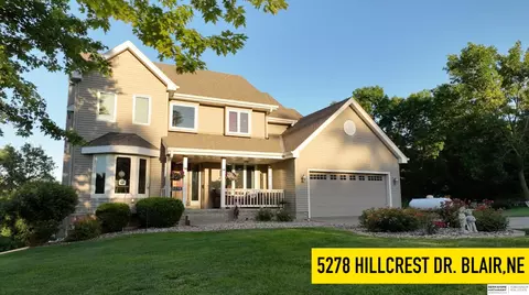 5278 Hillcrest Dr, Blair, NE 68008