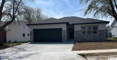 1107 17 Ave, Plattsmouth, NE 68048
