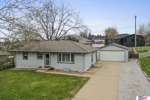 360 Robert Rd, Malcolm, NE 68402 photo 2