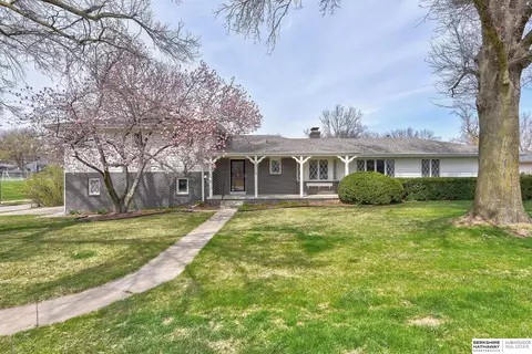 10628 Castelar St, Omaha, NE 68124