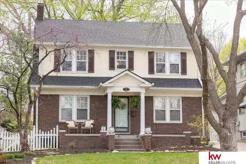 521 S 55 St, Omaha, NE 68106