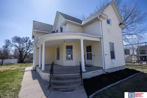 561 Hoosier St, Osceola, NE 68651