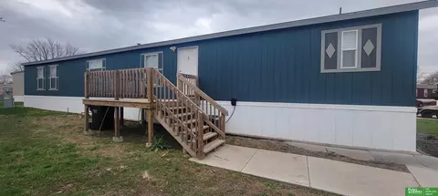 1407 W Commodore Blvd #194, Lincoln, NE 68522