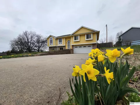 1539 Trumball Ter, Plattsmouth, NE 68048