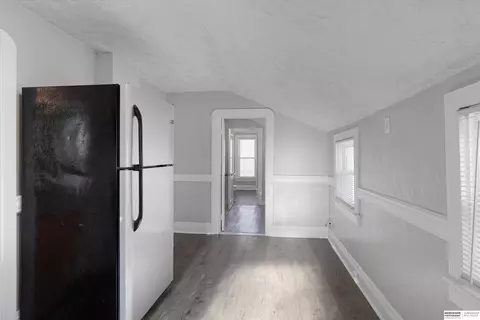 Entry Way - 160 Cedar St, Springfield, NE 68059 photo 1 of 1