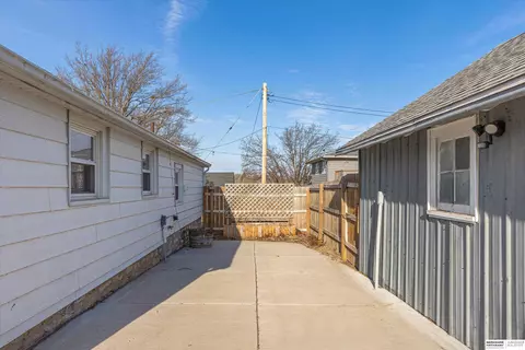 Exterior - 160 Cedar St, Springfield, NE 68059 photo 4 of 8