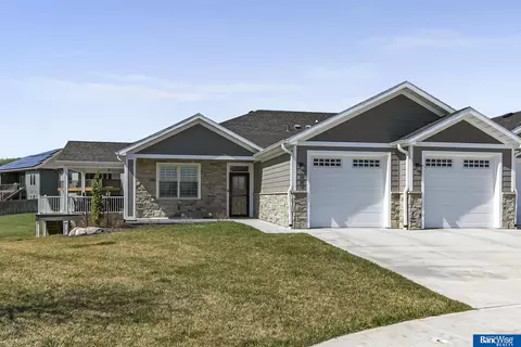 2410 Sievers Pl, Roca, NE 68430