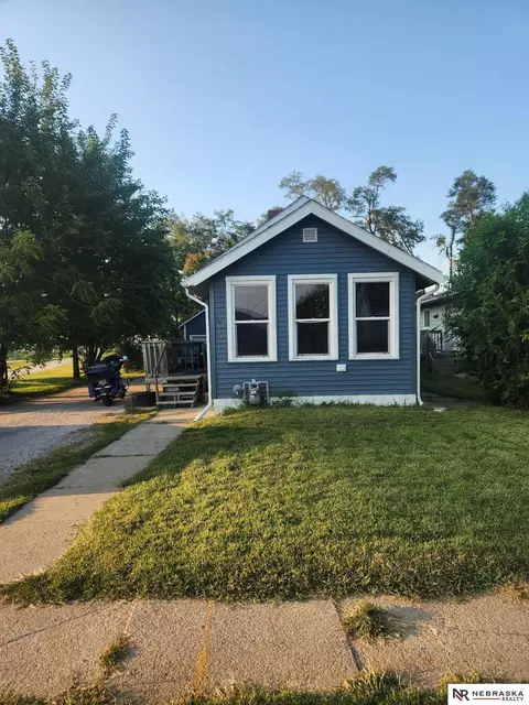 3620 2nd Ave, Council Bluffs, IA 51501
