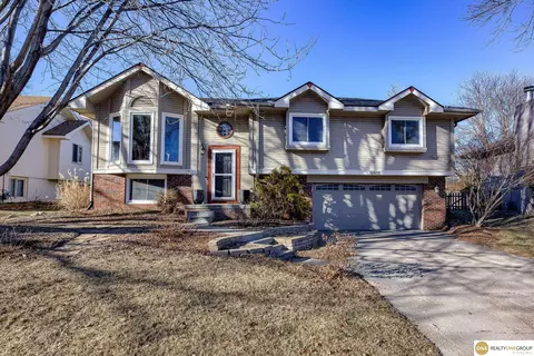 14468 Seward St, Omaha, NE 68154