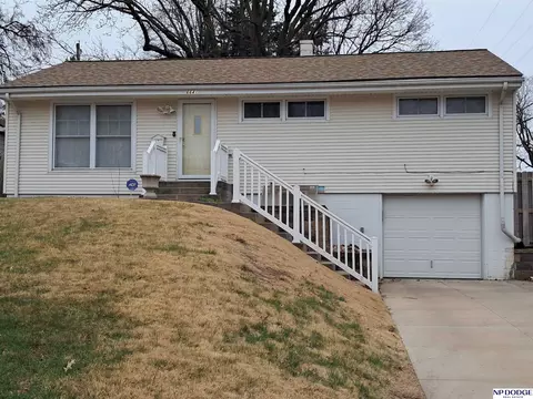 6641 Lafayette Ave, Omaha, NE 68132