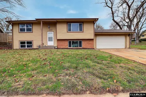 3620 N 77th St, Omaha, NE 68134