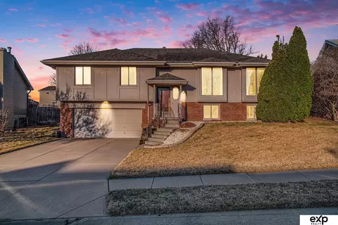 14406 S 34th St, Bellevue, NE 68123