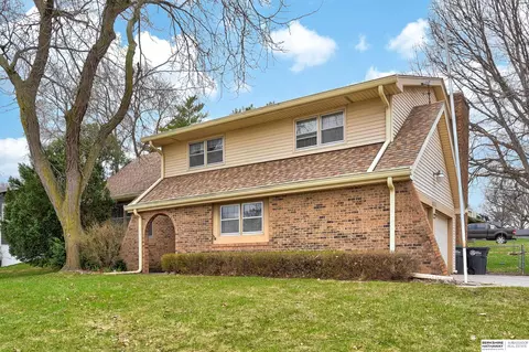 1206 S 137th Ave, Omaha, NE 68144