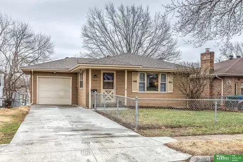 2015 N 70th Ave, Omaha, NE 68104