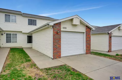 1335 Trimble St, Lincoln, NE 68522