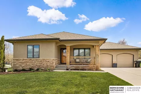 7401 S 198th Cir, Gretna, NE 68028