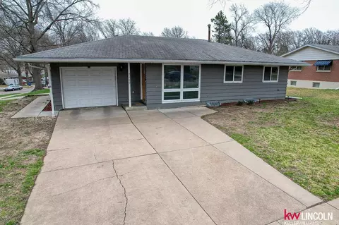 7100 Holdrege St, Lincoln, NE 68505