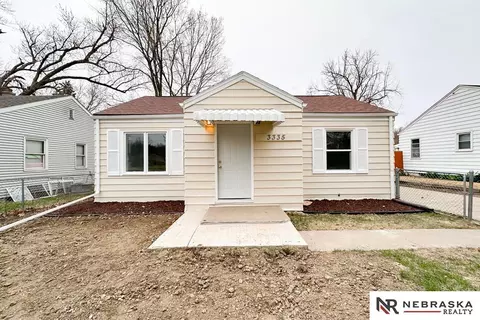 3335 Forest Lawn Ave, Omaha, NE 68112