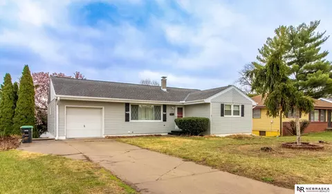 5415 N 49th Ave, Omaha, NE 68104