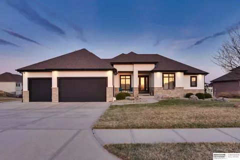 12627 N 178th Cir, Bennington, NE 68007