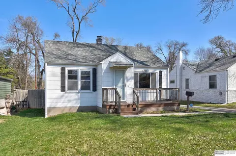 7072 Spencer St, Omaha, NE 68104