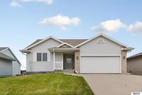 8019 S 167 St, Omaha, NE 68136