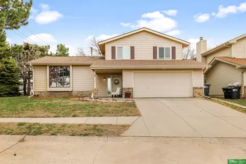 6337 N 115 Cir, Omaha, NE 68164