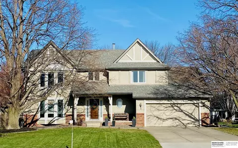 11595 S 204th St, Gretna, NE 68028