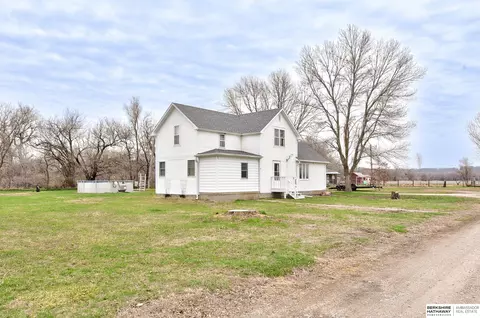 1356 County Road 24, Nickerson, NE 68044